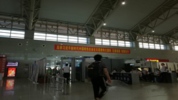 充电网络加速扩张 小鹏两周新增74座自营充电站