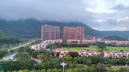 深圳地铁19号线一期汤坑站主体结构封顶